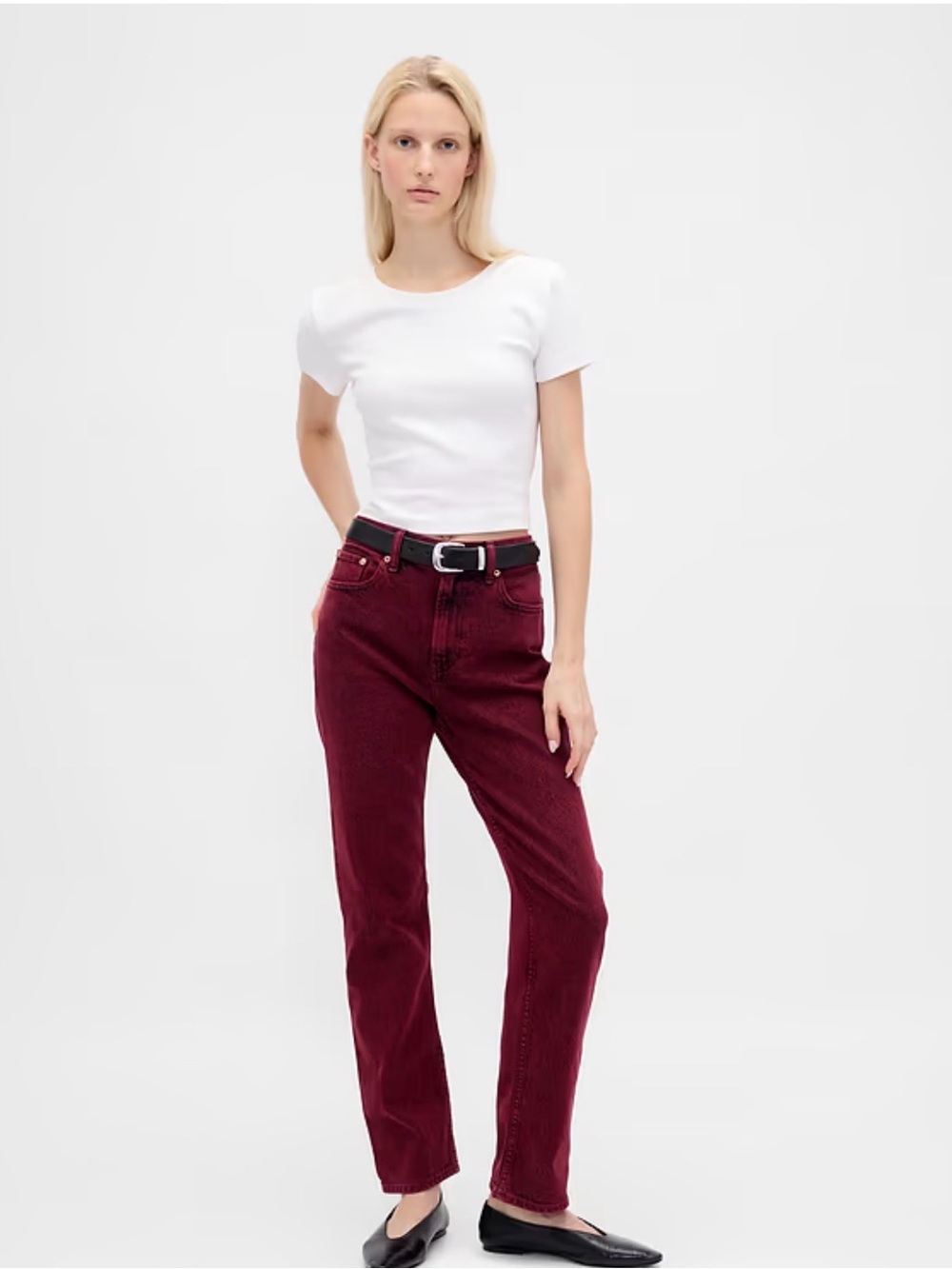 GAP Women's Straight-Leg Jeans in Burgundy